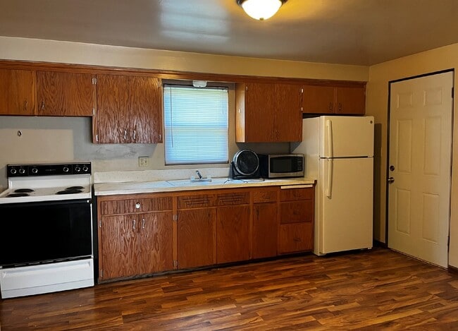 Photo - Lower level 1 bedroom $695/monthly