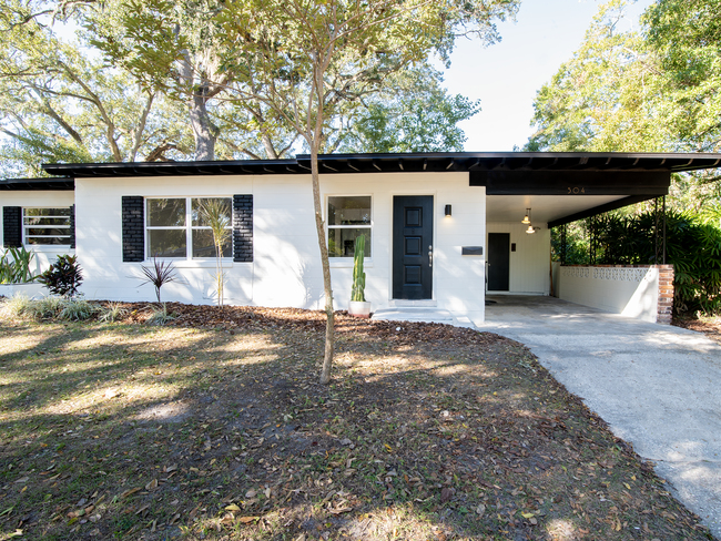 Building Photo - 504 Altaloma Ave