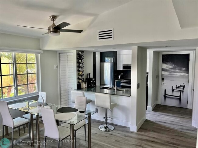 Photo - 1105 Lake Shore Dr Condo