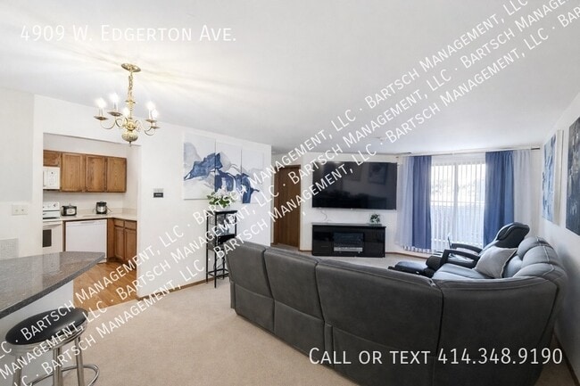 Photo - 4909 W Edgerton Ave