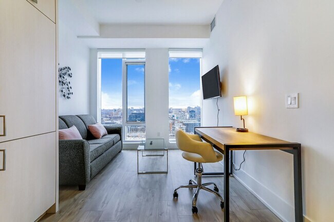 Photo - 500 Front St W Unit ID1286444P