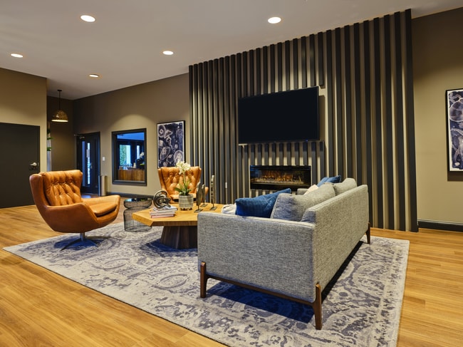 Clubroom Lounge