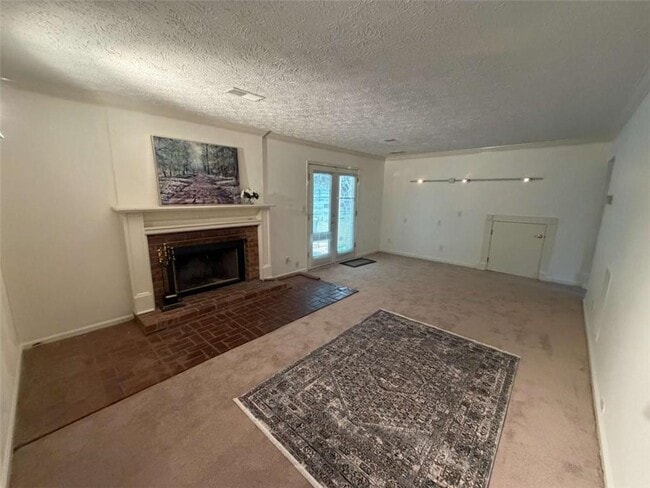 Photo - 878 Lake Hollow Blvd SW