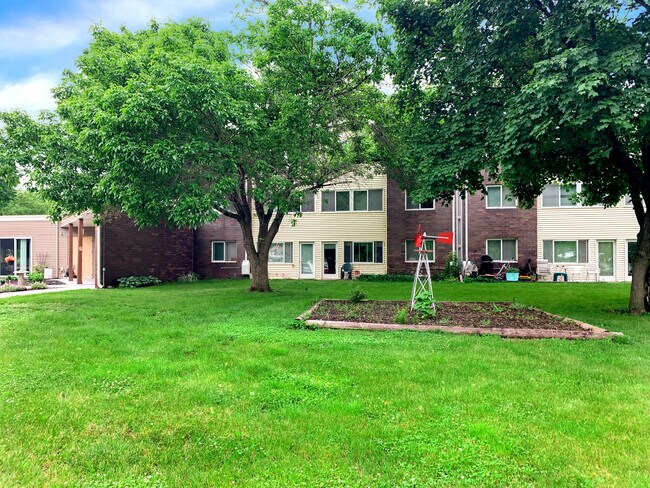 Woodland Apartments