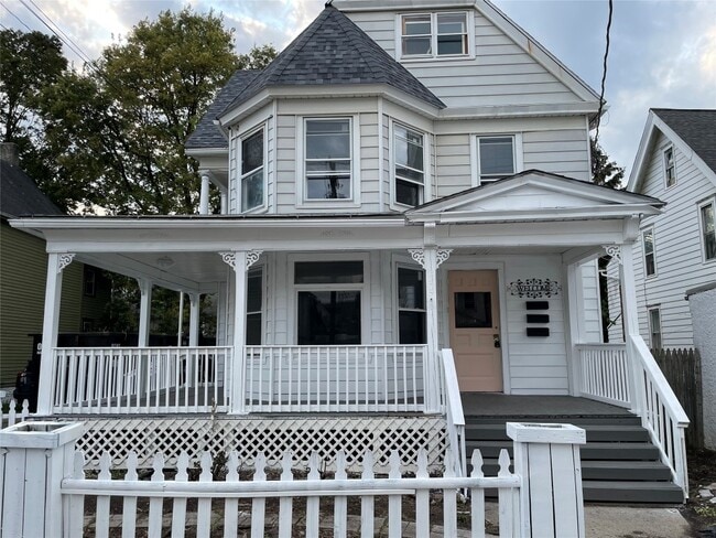 Building Photo - 507 Chenango St Unit 1 Rental