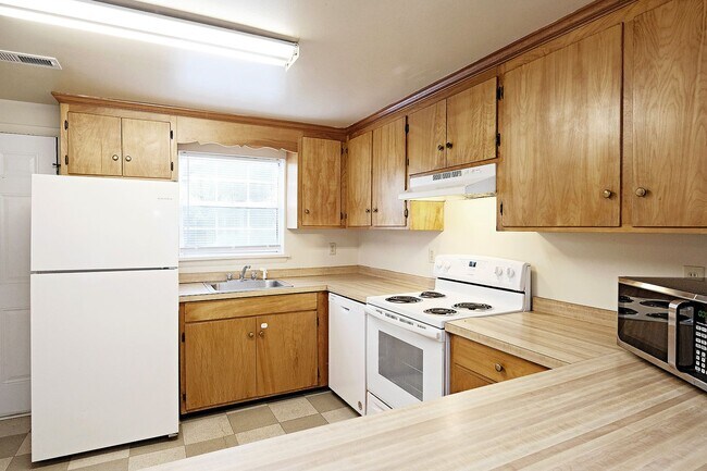 1411 Short 18th St