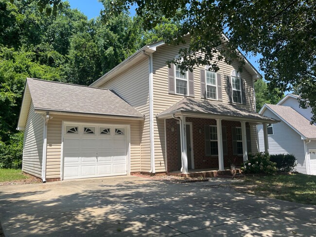 Great 3 Bed, 2.5 Bath house in University ... - Great 3 Bed, 2.5 Bath house in University ...