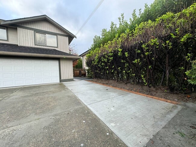 Photo - 20220 Chigwell St