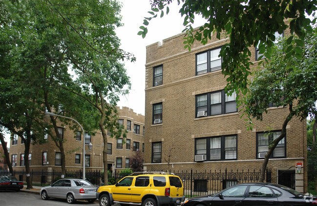 Lakeview East - Lakeview East Apartments