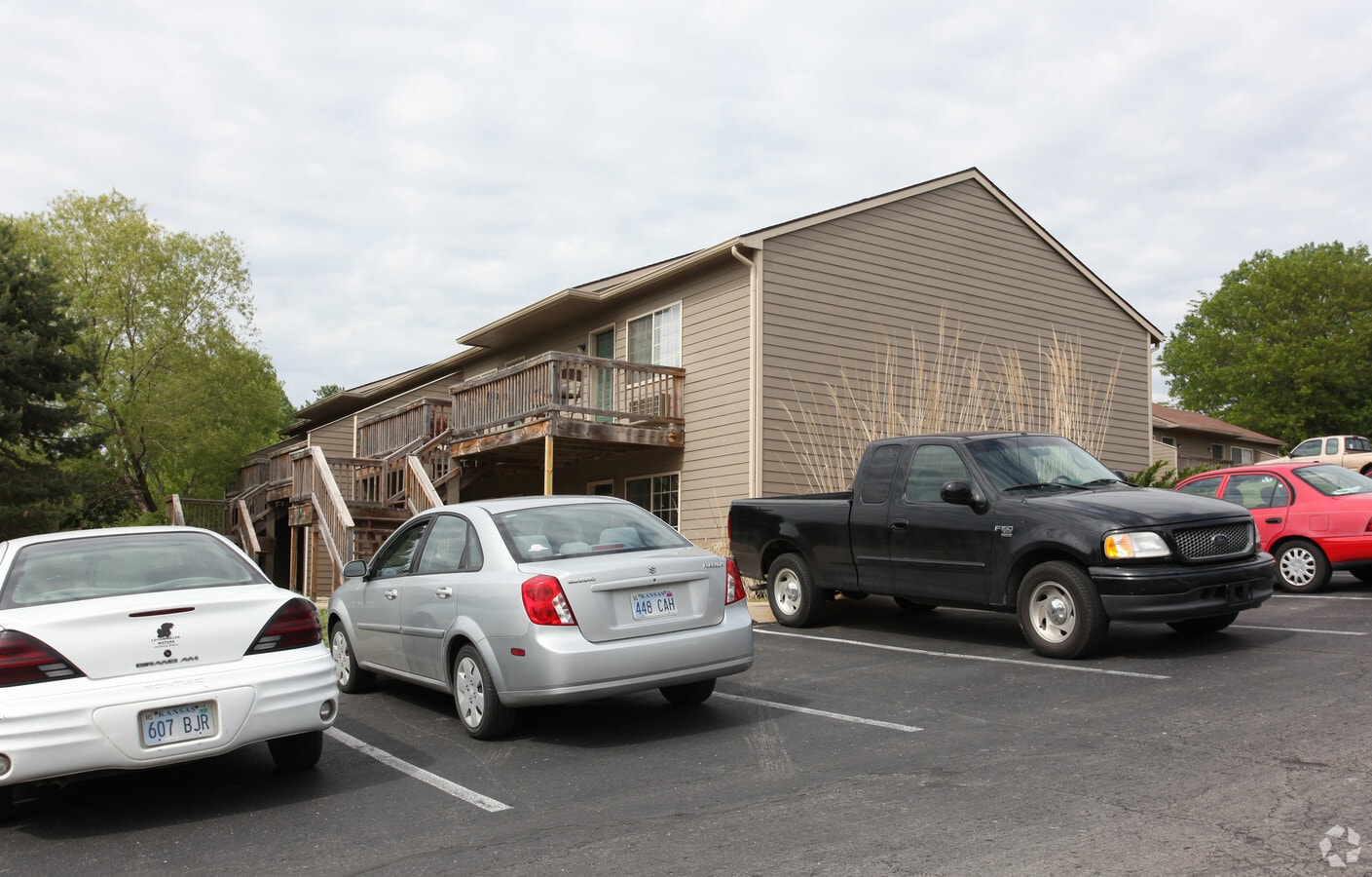 Aspen West Apartments - Aspen West Apartments