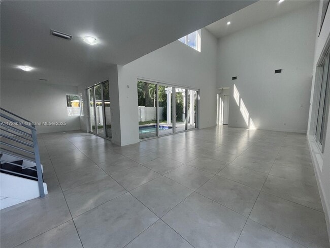 Photo - 10250 NW 74th Ter