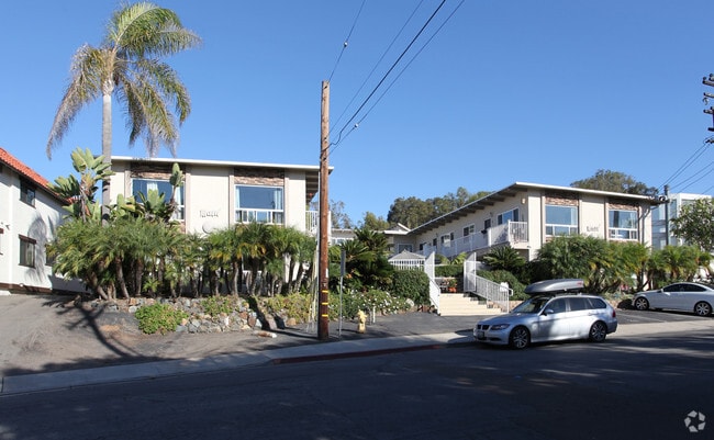 Photo - Maui Apartments