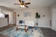 2BR , 2BA - 1,009SF