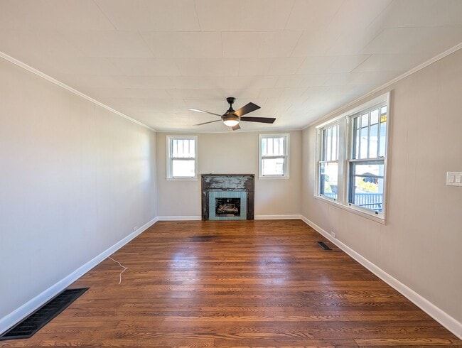 Photo - West Asheville Cottage-Long Term Rental