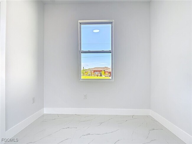 Building Photo - 5001 Bywood St Rental