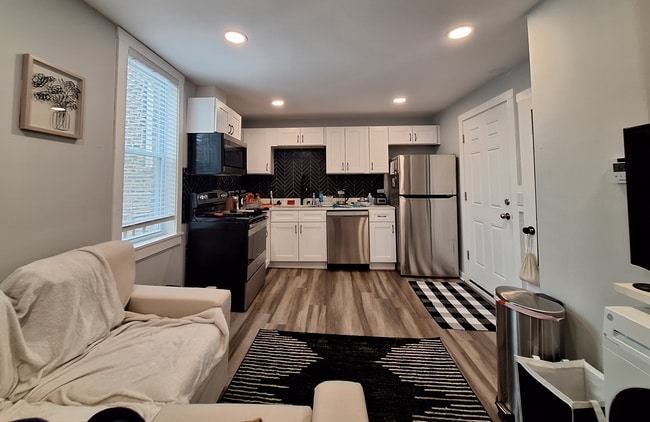 Photo - 1503 W 19th St Apartamentos Unidad 3R