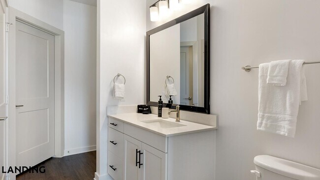 Photo - 3900 Robinson Rd Unit 4303