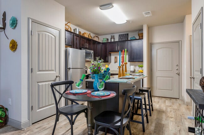 1HAB, 1BA - 740SF B-Style - Cocina