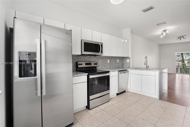 Photo - 5610 NW 114th Pl Unit 205