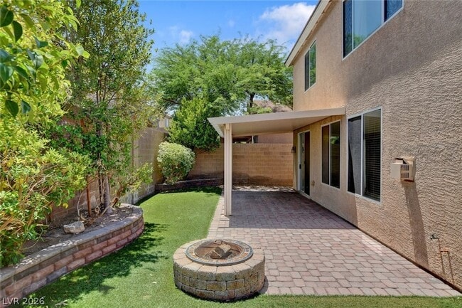 1005 Roaring River Ave