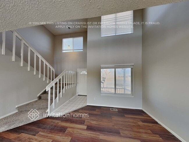 Photo - 11001 Benton St