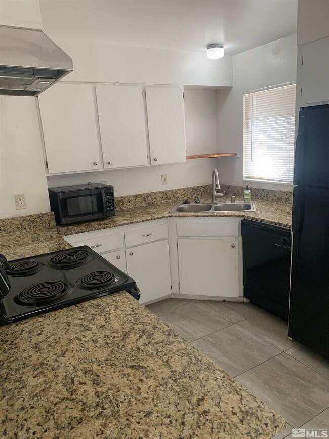 Photo - 1245 Coleman Dr