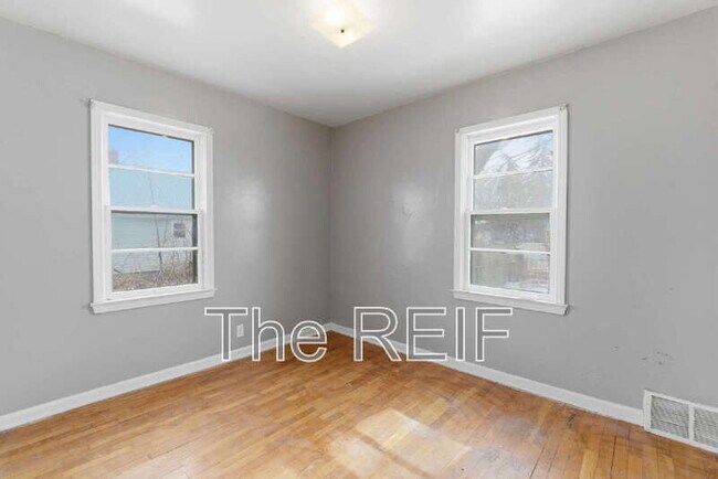 Photo - 813 Alvord Ave