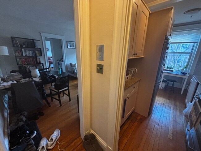 Photo - 110 Riverway