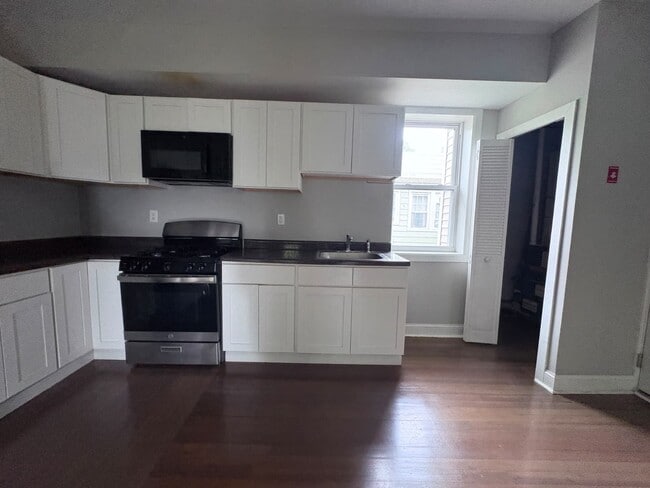 Photo - 151 Howard Ave Unit 2L