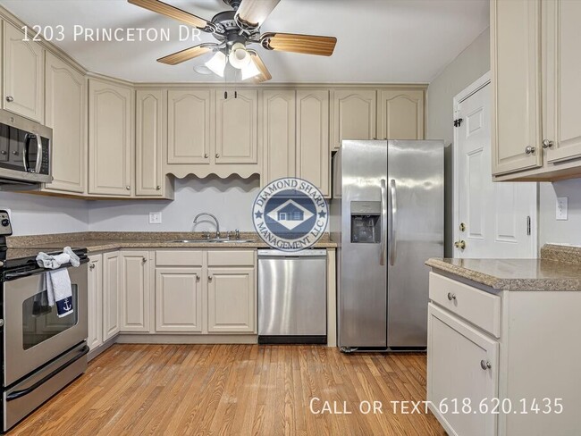 Photo - 1203 Princeton Dr