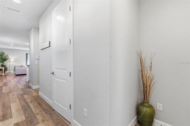 Photo - 3902 W Everett Ave