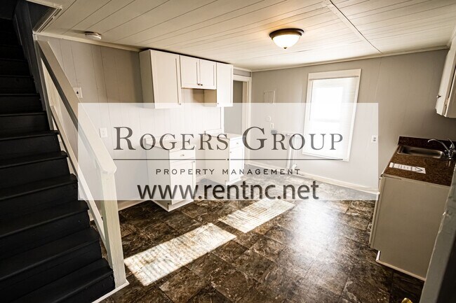 Photo - 716 Bridgers Alley