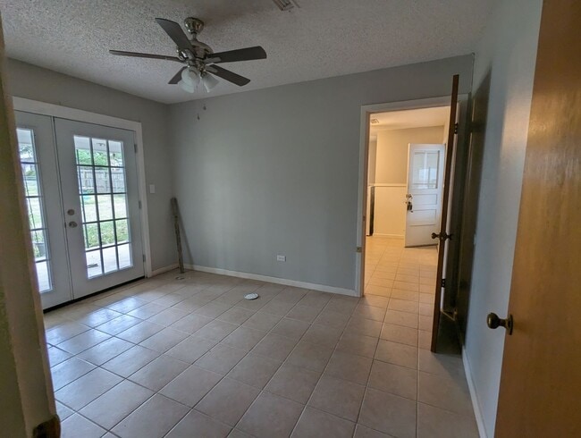 Photo - 3 Bed 1 Bath, Arkansas Side