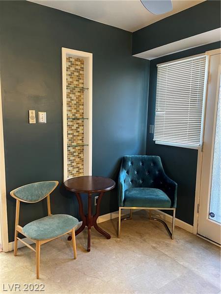 Photo - FULLY FURNISHED! & Recently renovated mid-term in downtown - close to arts district