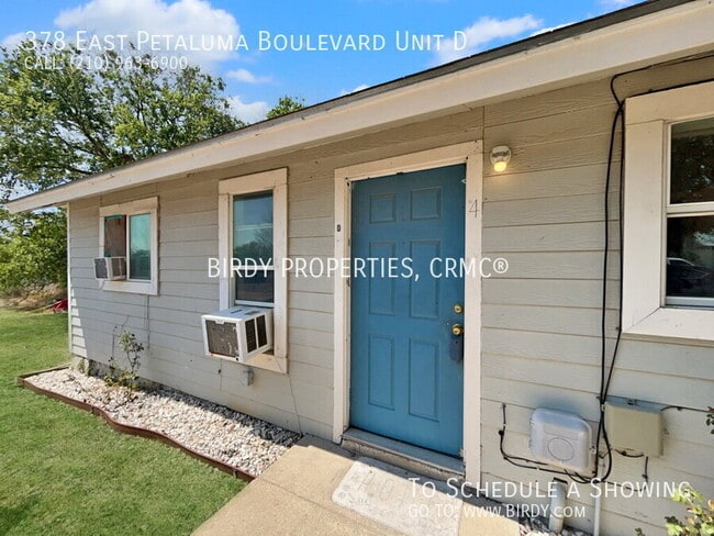 Building Photo - 378 E Petaluma Blvd Unit D Rental