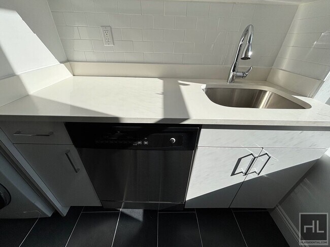 Photo - WEST 72 STREET Unit 5C