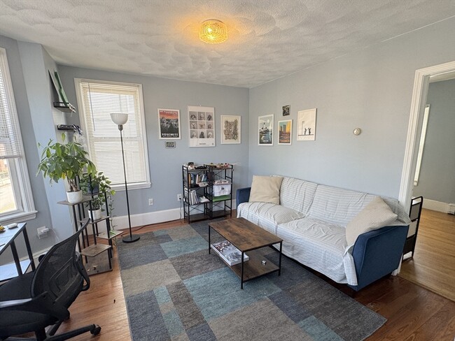 Photo - 128 Bunker Hill St Unidad 2