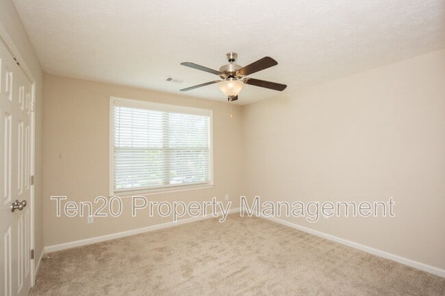 Photo - 6002 Townes Way