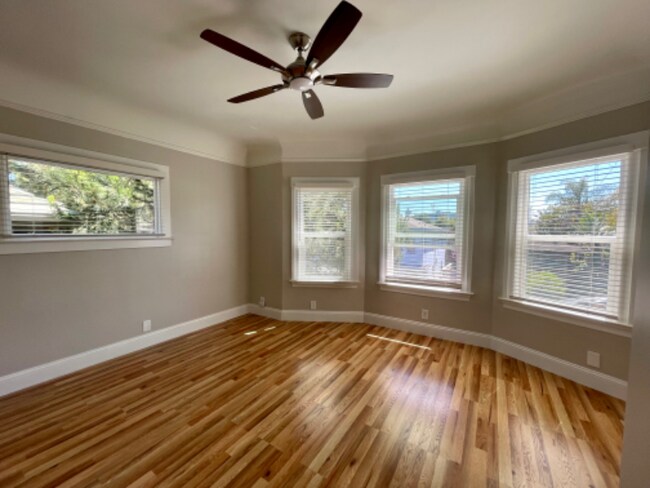 Photo - 210 Frisbie St Unidad D