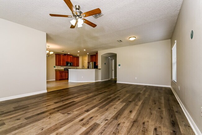 Photo - 6402 Trent Creek Dr