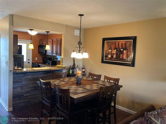 Photo - 400 N Federal Hwy