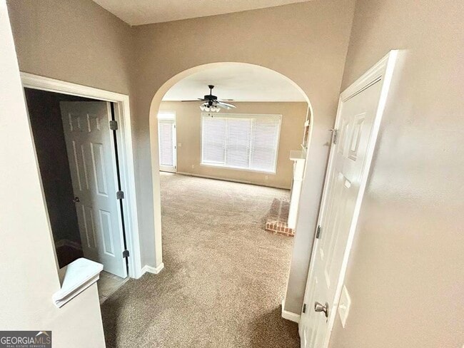 Photo - 64 Creighton Ln