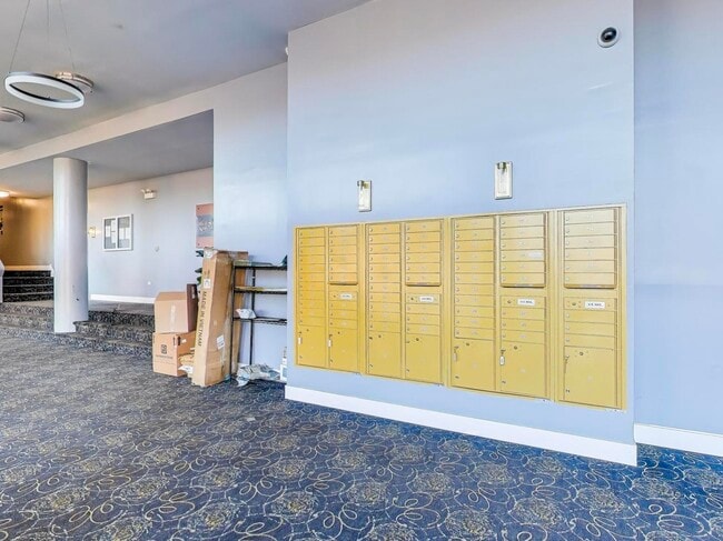 Photo - 7250 N Western Ave Unit 202