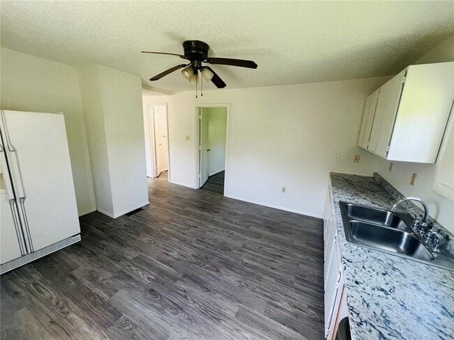 Photo - 2600 Randolph St