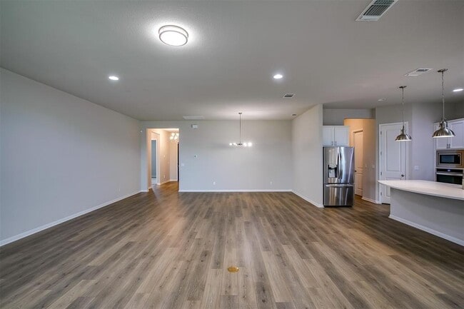 Photo - 128 Ridgeview Ct