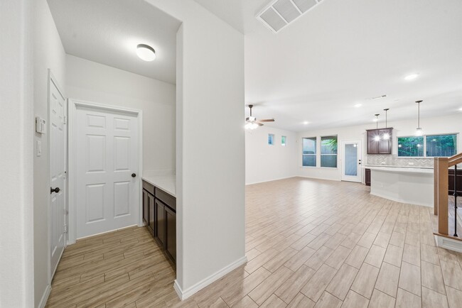 Photo - 8663 Cedardale Park Dr