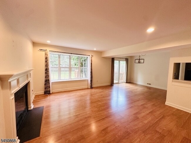 Photo - 111 Almond Dr