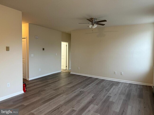 Photo - 21 N Main St Unit APT. A