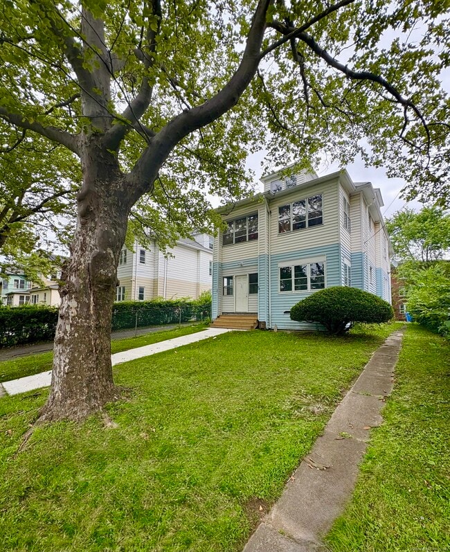 Photo - 46 Westbourne Pkwy Apartment Unit 1