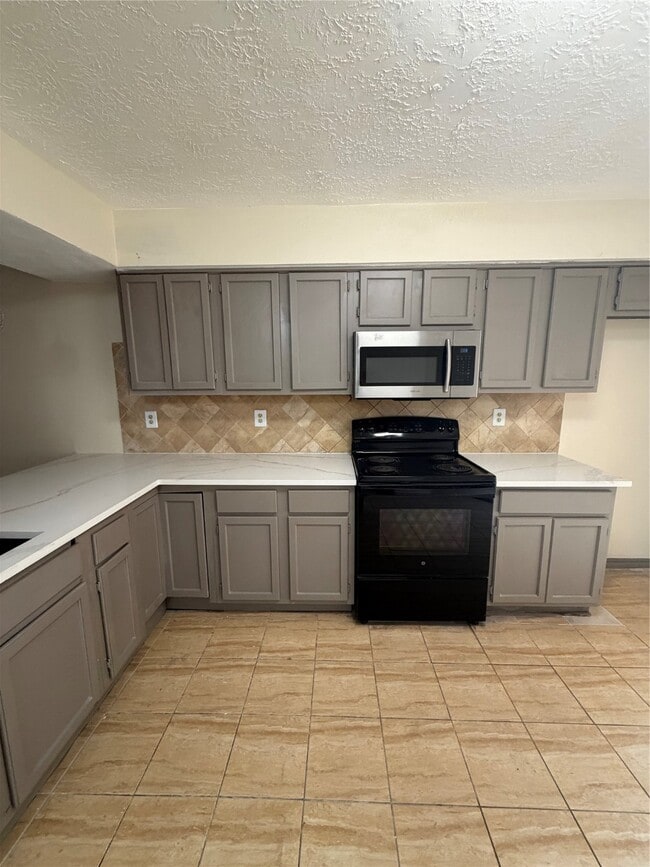 Photo - 9327 Westacre Pl